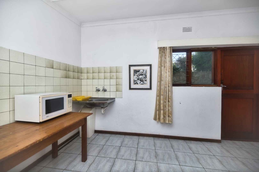 4 Bedroom Property for Sale in Westcliff Western Cape